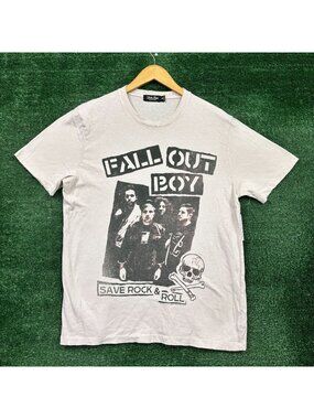 Junk Food Clothing x Fall Out Boy Save Rock & Roll Rock Band T-Shirt Size Large